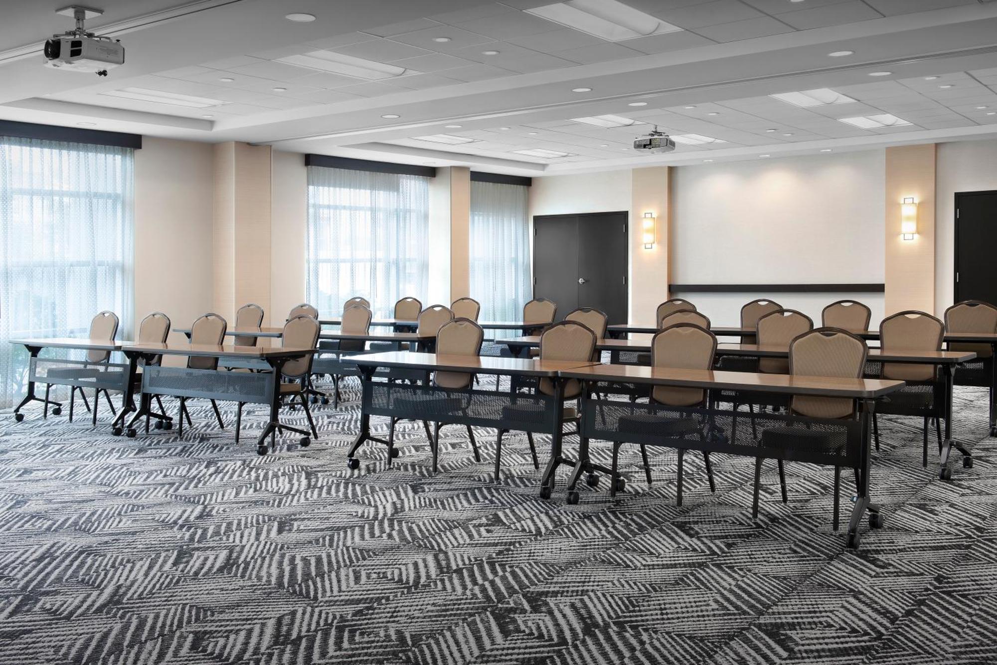 Hyatt Place Boulder Pearl Street - Newly Renovated Боулдер Экстерьер фото