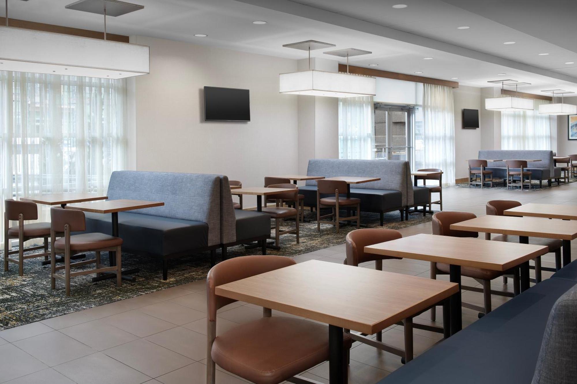 Hyatt Place Boulder Pearl Street - Newly Renovated Боулдер Экстерьер фото